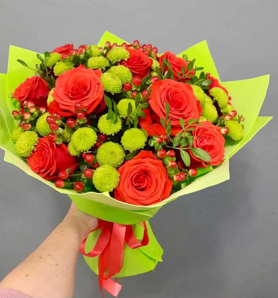 Букет признание в Ульяновске Букет цветов из: Хризантемы и Розы в Ульяновске