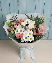 Букет цветов из:  Розы, Лизиантусы и Хризантемы в Ульяновске