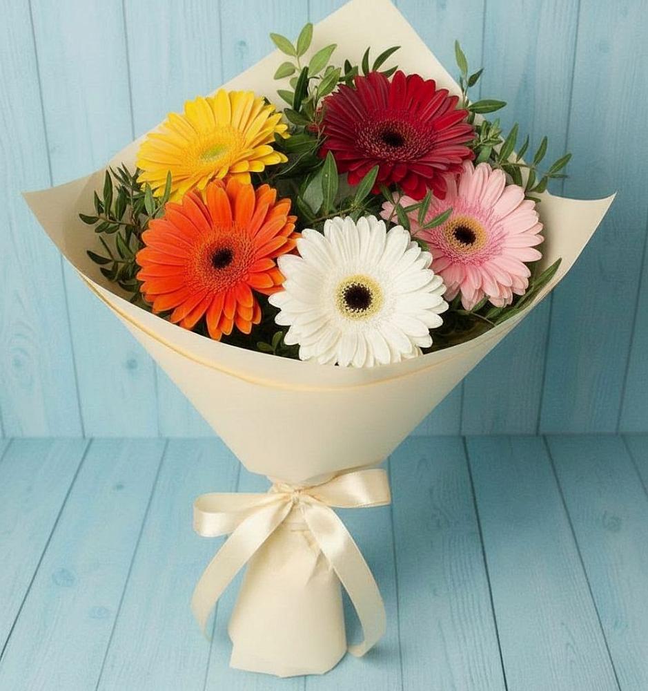 Букет праздник в Ульяновске Букет цветов из: Герберы в Ульяновске