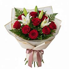 Букет высокая поэзия в Ульяновске Букет цветов из:  Лилии и Розы в Ульяновске