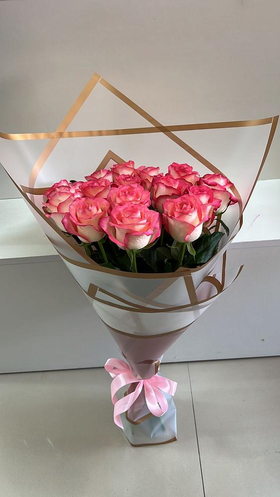 Розовые розы Сеньорита в Ульяновске Букет Розовые розы Сеньорита в Ульяновске