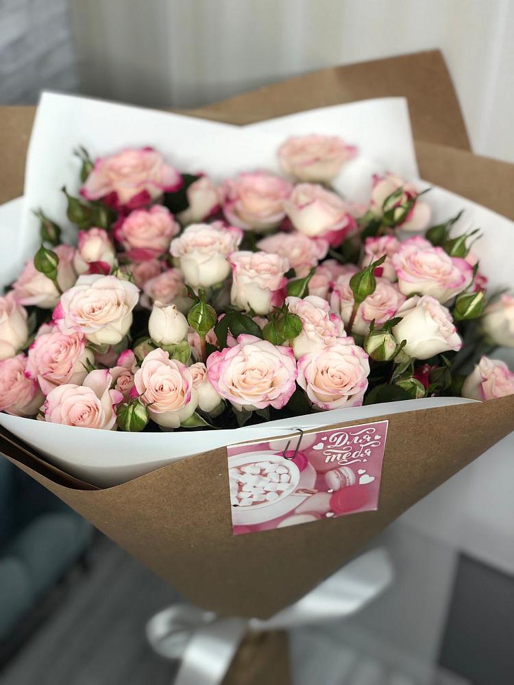 Букет теплый ветер в Ульяновске Букет цветов из: Розы в Ульяновске