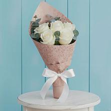 Букет контраст в Ульяновске Букет цветов из:  Розы в Ульяновске