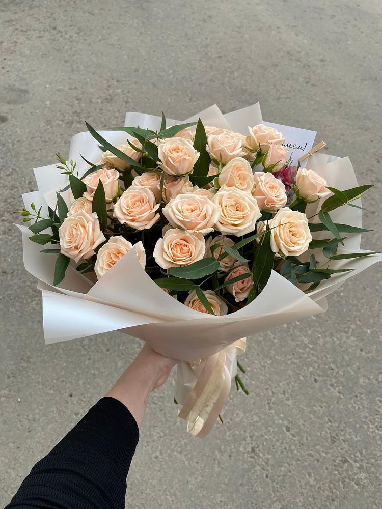 Кремовые розы Латте в Ульяновске Букет Кремовые розы Латте в Ульяновске