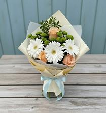 Букет цветов из:  Герберы, Розы и Хризантемы в Ульяновске