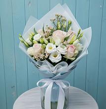Букет очаровательный аромат #REPLACE_PRED# Ульяновске Букет цветов из:  Розы и Лизиантусы #REPLACE_PRED# Ульяновске